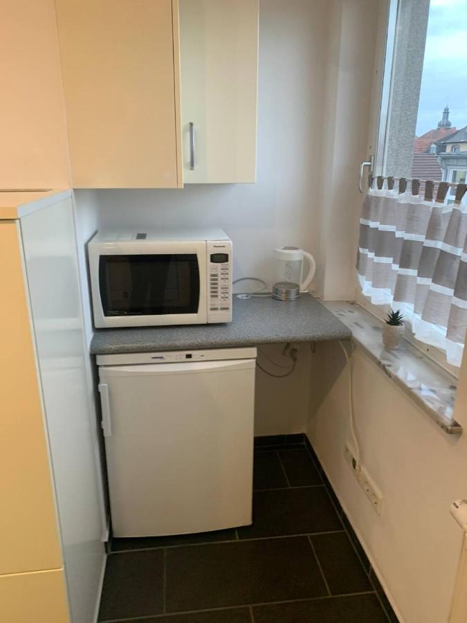 Mainpark Apartment 4 Schlafzimmer Bis Zu 10 Personen Direkt Ueber Aschaffapartment Bei Aschaffenburg Mainaschaff Extérieur photo