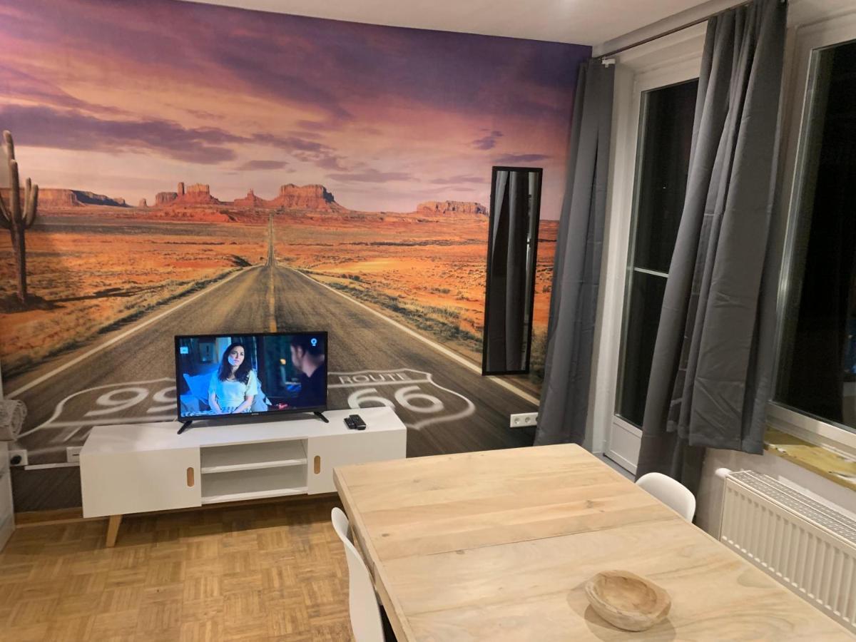 Mainpark Apartment 4 Schlafzimmer Bis Zu 10 Personen Direkt Ueber Aschaffapartment Bei Aschaffenburg Mainaschaff Extérieur photo